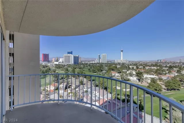 MLS: 2600374 Condo For Sale