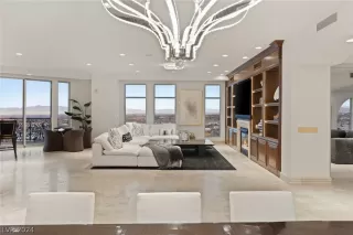 Photo #5: 2600387 Listing