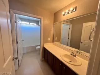 Photo #6: 2600392 Listing 