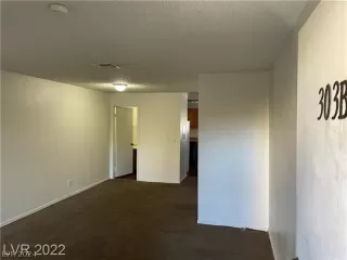 Photo #1: 2600395 Listing 