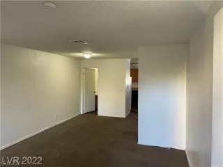 Photo #3: 2600395 Listing 