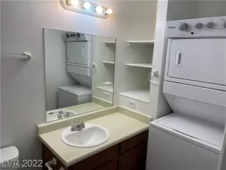 Photo #6: 2600395 Listing 