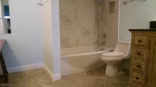 Photo #5: 2600427 Listing 
