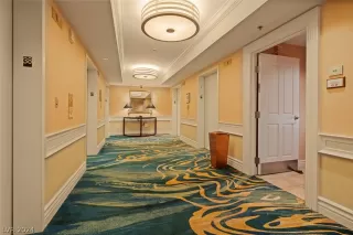 Photo #4: 2600449 Listing