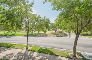 Photo #2: 2600455 Listing 