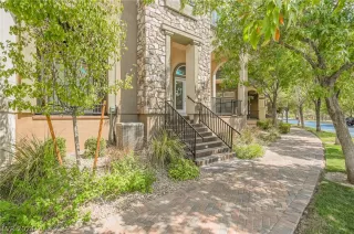 Photo #3: 2600455 Listing 