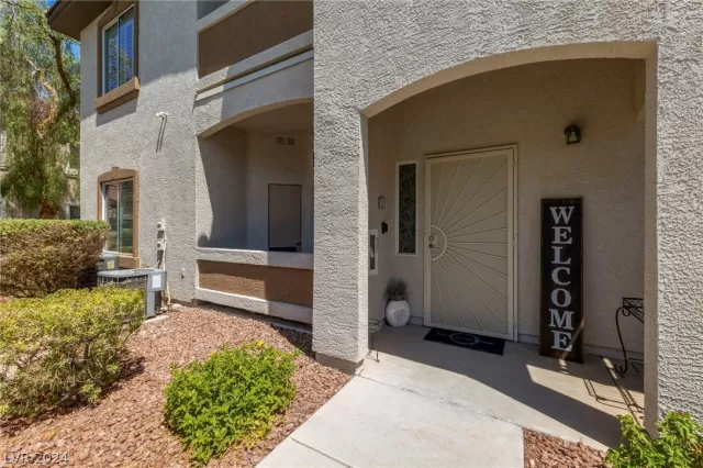 MLS: 2600459 Condo For Sale