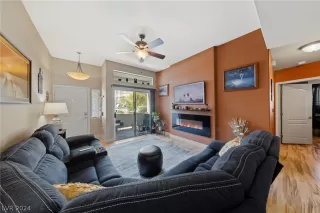 Photo #6: 2600459 Listing 