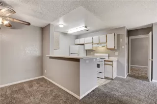 Photo #2: 2600465 Listing 