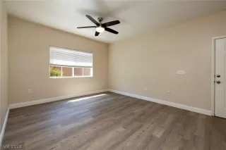 Photo #6: 2600489 Listing 