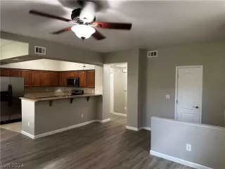 Photo #5: 2600491 Listing 