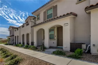 Photo #3: 2600517 Listing 