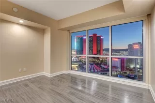 Photo #5: 2600528 Listing 