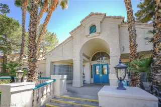 Photo #4: 2600540 Listing 