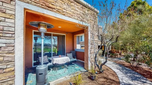 MLS: 2600549 Condo For Sale