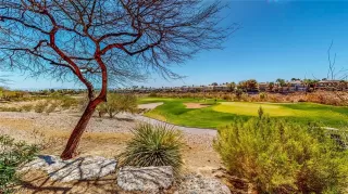 Photo #1: 2600549 Listing 