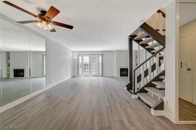 MLS: 2600550 Condo For Sale