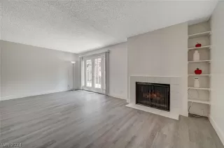 Photo #2: 2600550 Listing