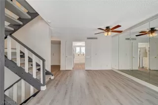 Photo #6: 2600550 Listing