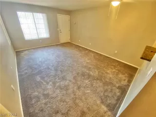 Photo #2: 2600576 Listing 