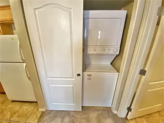 Photo #4: 2600576 Listing 