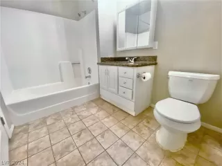 Photo #5: 2600576 Listing 