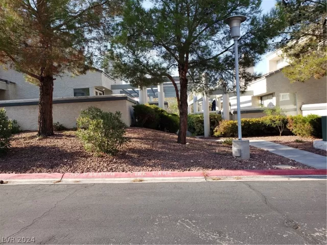 MLS: 2600586 Condo For Sale