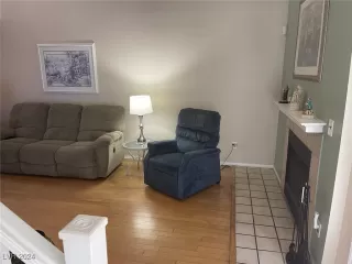 Photo #4: 2600586 Listing 