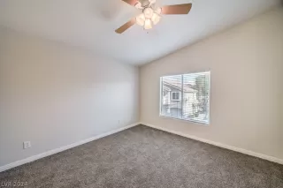 Photo #4: 2600591 Listing