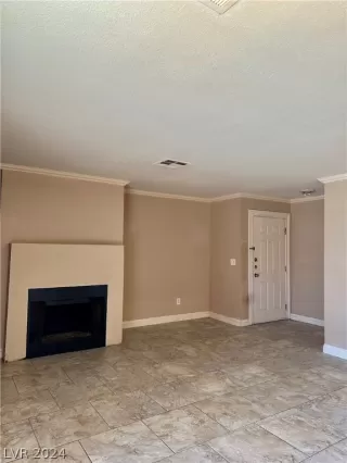 Photo #3: 2600600 Listing 