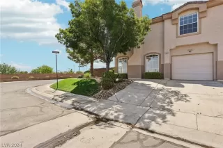 Photo #3: 2600629 Listing 