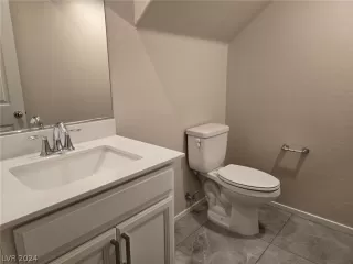 Photo #5: 2600632 Listing 