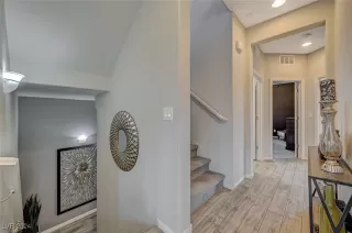 Photo #5: 2600633 Listing