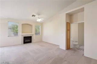 Photo #4: 2600653 Listing 