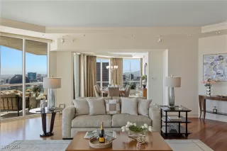 Photo #4: 2600668 Listing 