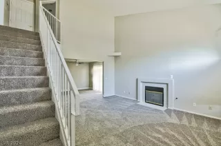 Photo #2: 2600673 Listing