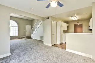 Photo #6: 2600673 Listing