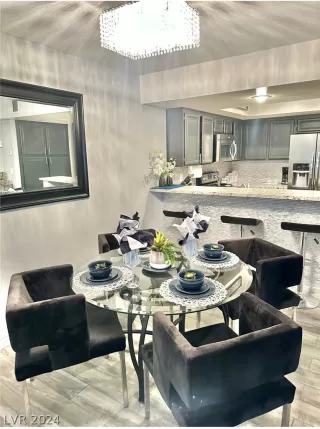 Photo #2: 2600694 Listing 