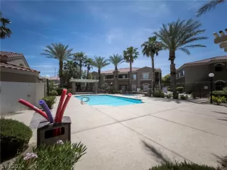 Photo #4: 2600722 Listing 