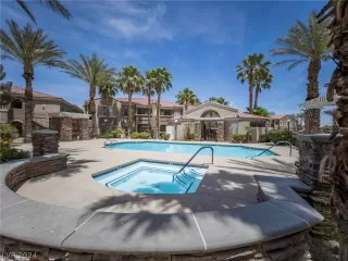 Photo #6: 2600722 Listing 