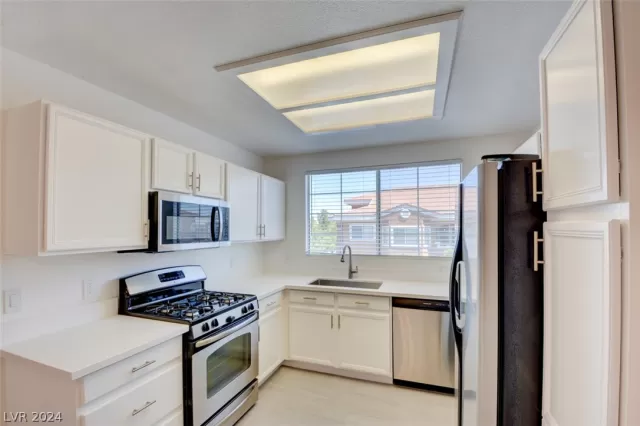 MLS: 2600761 Condo For Sale