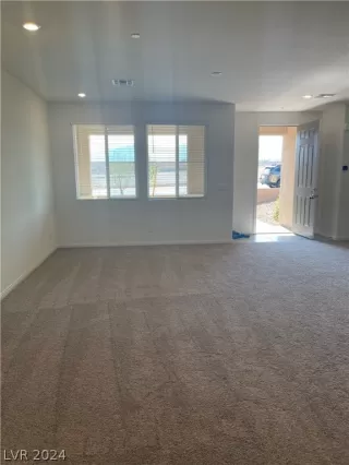 Photo #1: 2600771 Listing