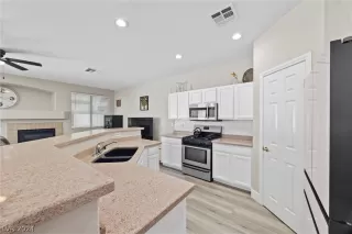 Photo #1: 2600773 Listing