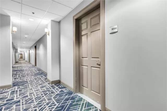 MLS: 2600811 Condo For Sale