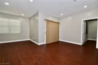 Photo #1: 2600819 Listing 