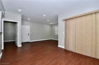 Photo #4: 2600819 Listing 