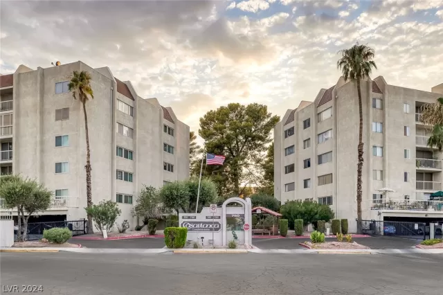 MLS: 2600833 Condo For Sale