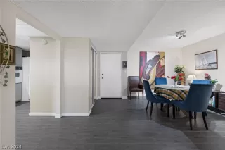 Photo #6: 2600833 Listing 