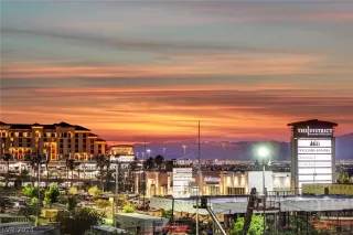 Photo #3: 2600861 Listing 