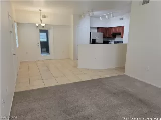 Photo #2: 2600874 Listing 